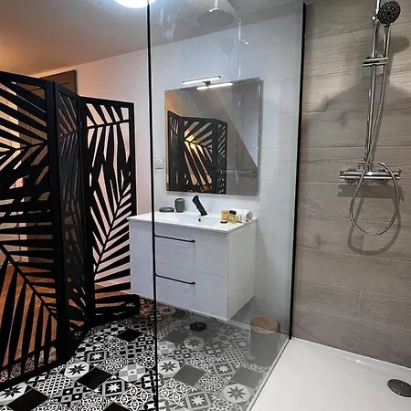 Junon - Equipe, Renove Apartment *